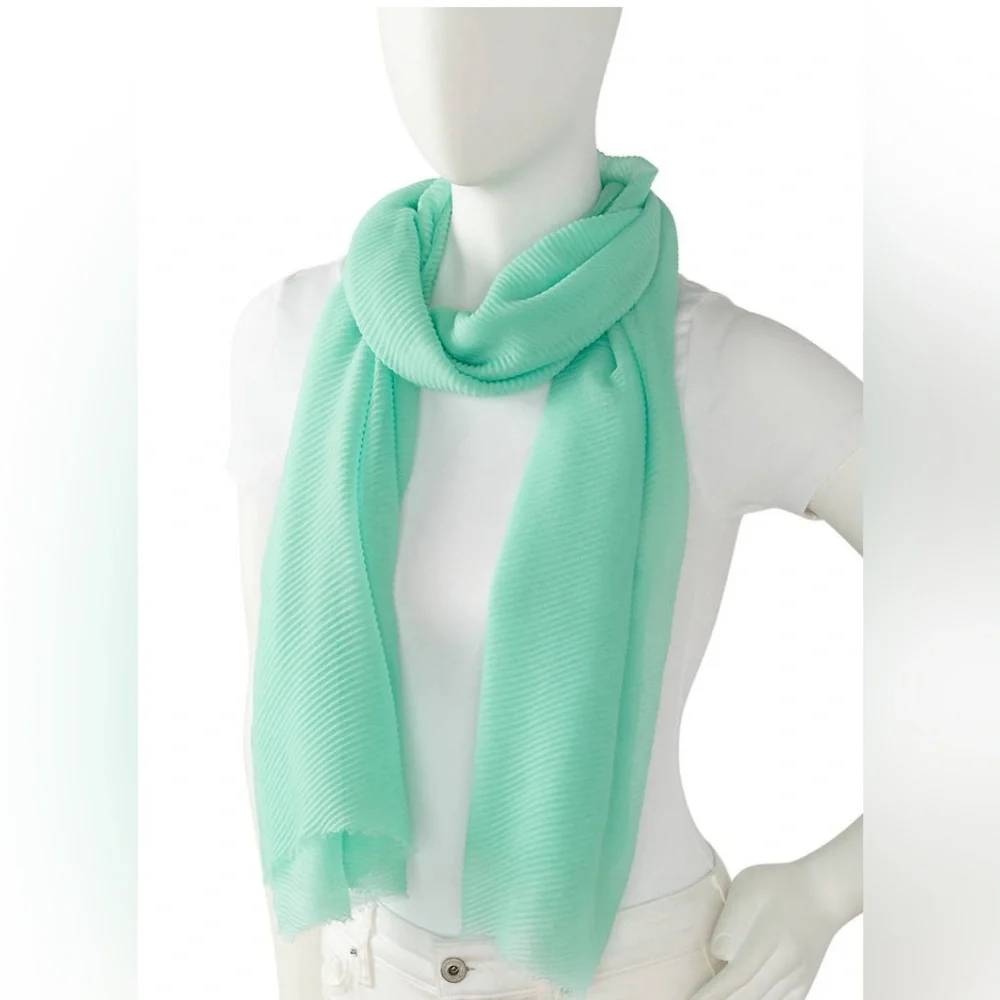 ‼️‼️Clearance-Vince Camuto So Soft Pleated Wrap Scarf